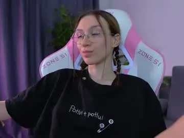 Chaturbate Nude Webcam of shy_or_horny