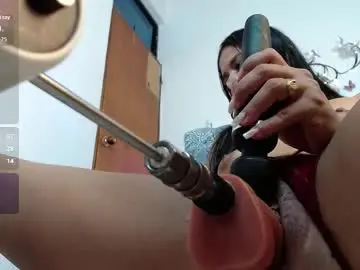 Chaturbate Best live sex cam show of biianca1