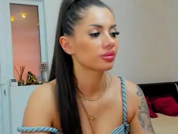 Chaturbate Live Sex Cam of elsagloww