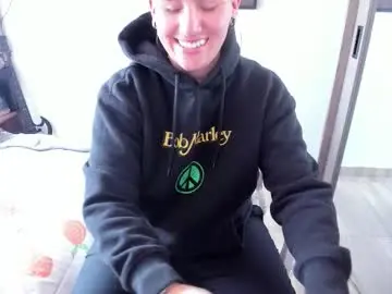 Chaturbate Free Porn Cam of musicayluna