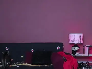 Chaturbate Live Sex Cam of queenofhaze