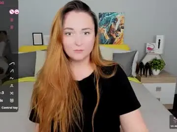 Chaturbate Nude Webcam of red_naughtyfox