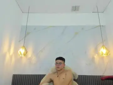 Chaturbate Watch Live Sex Cams of andyfame11