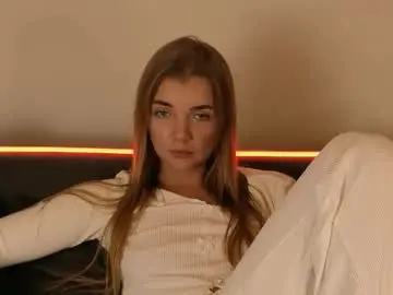 Chaturbate Adult Video Chat of carriebradshawww