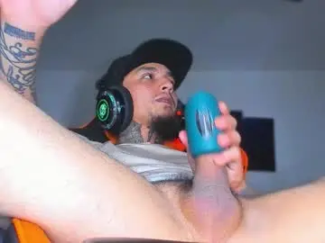 Chaturbate Nude Webcam of enjoymycock99