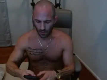 Chaturbate Free Porn Cam of nakedpreacher89