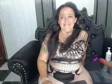 Chaturbate Adult Webcam of naughty_milf_esmeralda