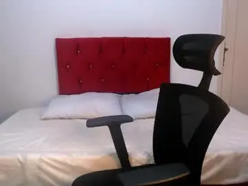 Chaturbate Live Sex Cam of tainara_ebonny