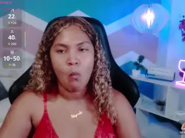 Chaturbate Live Sex Cam of cristal_war