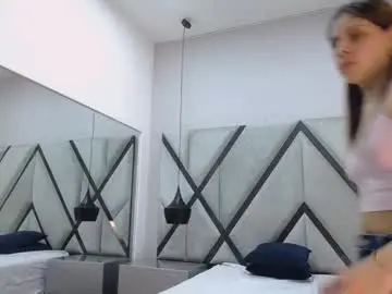 Chaturbate Nude Webcam of ariawillss