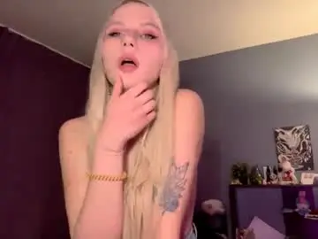 Chaturbate Sex Cam of loreeluben
