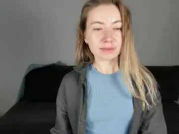 Chaturbate Best live sex cam show of mia_luxx92