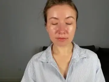 Chaturbate Watch Live Sex Cams of mia_luxx92