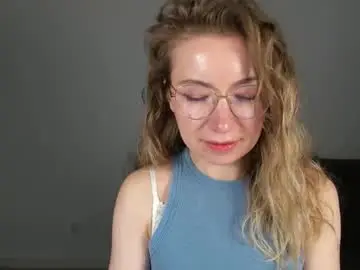 Chaturbate Watch Live Sex Cams of mia_luxx92