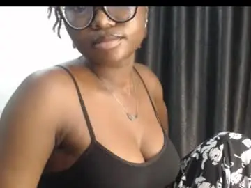 thick_ebonie from chaturbate