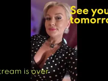 Chaturbate Best live sex cam show of divine_kim