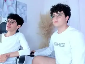 Chaturbate Watch Live Sex Cams of ian_and_austin