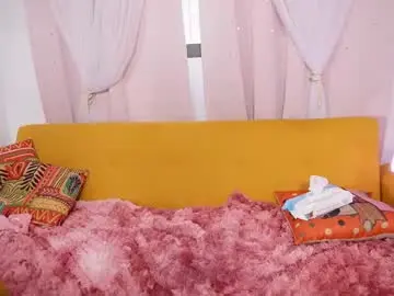 Chaturbate Sex Cam of mikascarlet