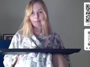 Chaturbate Adult Video Chat of alismoona