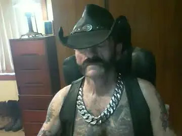 Chaturbate Best live sex cam show of leathergreaser