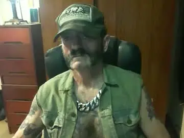Chaturbate Live Sex Cam of leathergreaser