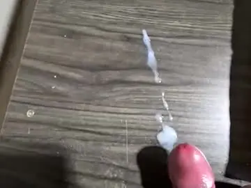 Chaturbate Live Porn of robbiebob6828