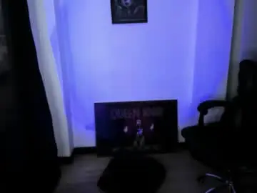 anai_gomez from chaturbate