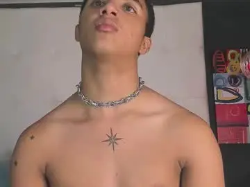 Chaturbate Best live sex cam show of andyy07_