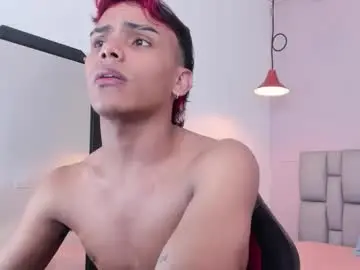 Chaturbate Live Sex of drakemoon_