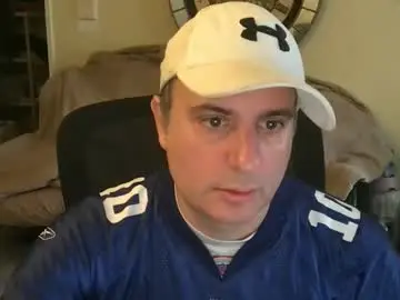 Chaturbate Free Porn Cam of preppyguyintokink1