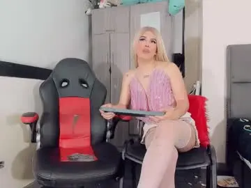 Chaturbate Sex Cam of thiara_veky