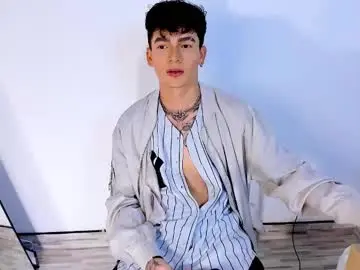 Chaturbate Sex Chat of axel_inkshade