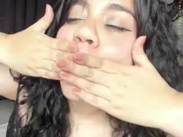 Chaturbate Live Sex Cam of emily_vader