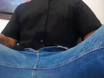 Chaturbate Adult Video Chat of masterdickjuicy