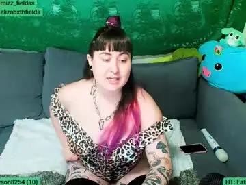 Chaturbate Free Porn Cam of mizz_fieldss