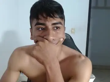 Chaturbate Live Sex Cam of bfernando_05