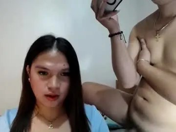 Chaturbate Live Porn of hugecock_in_townx