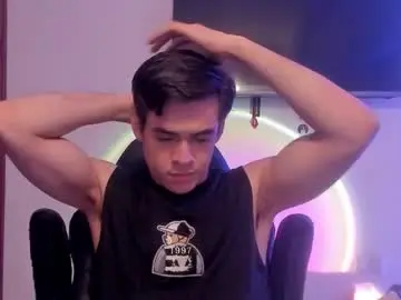 Chaturbate Best live sex cam show of lucian_gomez