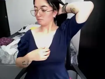 Chaturbate Live Sex Cam of mocca_117