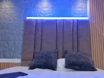 sofiia_palacioss from chaturbate