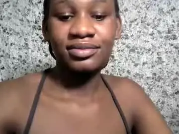 Chaturbate Live Sex Cam of latina_ebony1