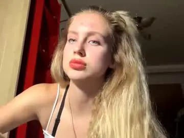 huongbaldinger from chaturbate