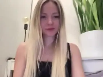 Chaturbate Live Sex Cam of lusiluv