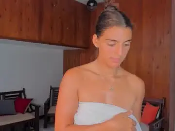 Chaturbate Live Sex Cam of lynn_jackson