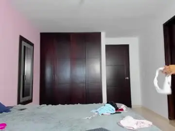 Chaturbate Sex Cam of marianaandvalen