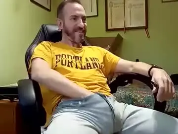 Chaturbate Live Sex Cam of spanishharddick