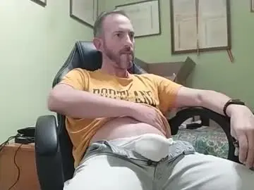 Chaturbate Free Porn Cam of spanishharddick