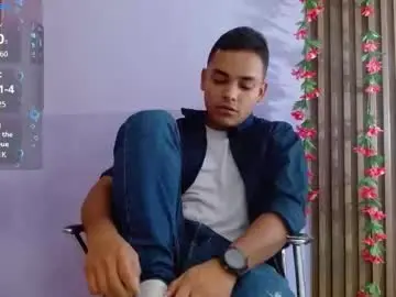 Chaturbate Adult Video Chat of studentdeivy