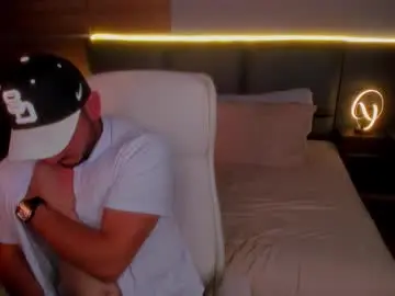 Chaturbate Sex Cam of damonsantos