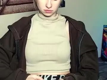 Chaturbate Watch Live Sex Cams of erikagavin